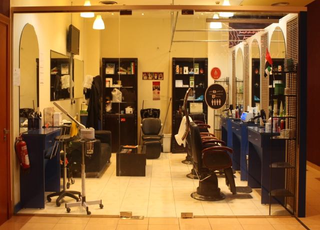 صالون حلاقة مصفف شعر الرجال 1